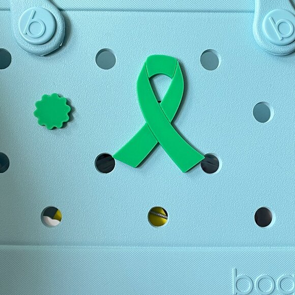 Green Cancer Ribbon Gallbladder Bogg Charm-Cancer Ribbon Bogg Charm-New - Picture 1 of 2